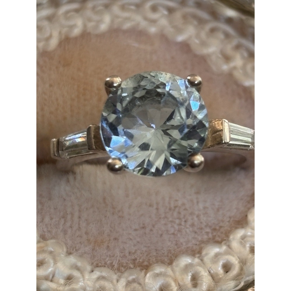 Vintage Avon Blue Topaz Cubic Zirconia Sterling Silver Ring - Size 7.25